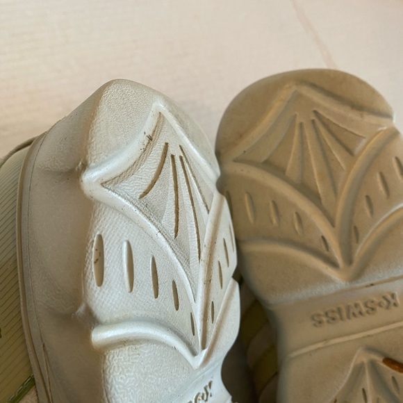 K-Swiss Limited Edition Suede Tennie Shoes Cream Color Size 8.5 - Picture 13 of 14